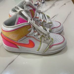 Neon Jordan’s size 4.5